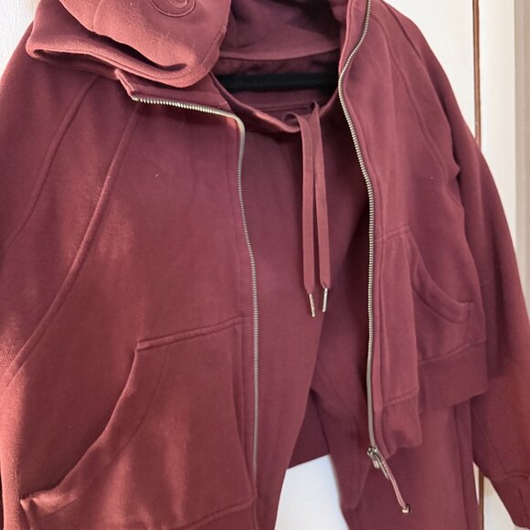 Lululemon Scuba High-Rise Jogger and Scuba Oversized Full Zip - Picture 4 of 11